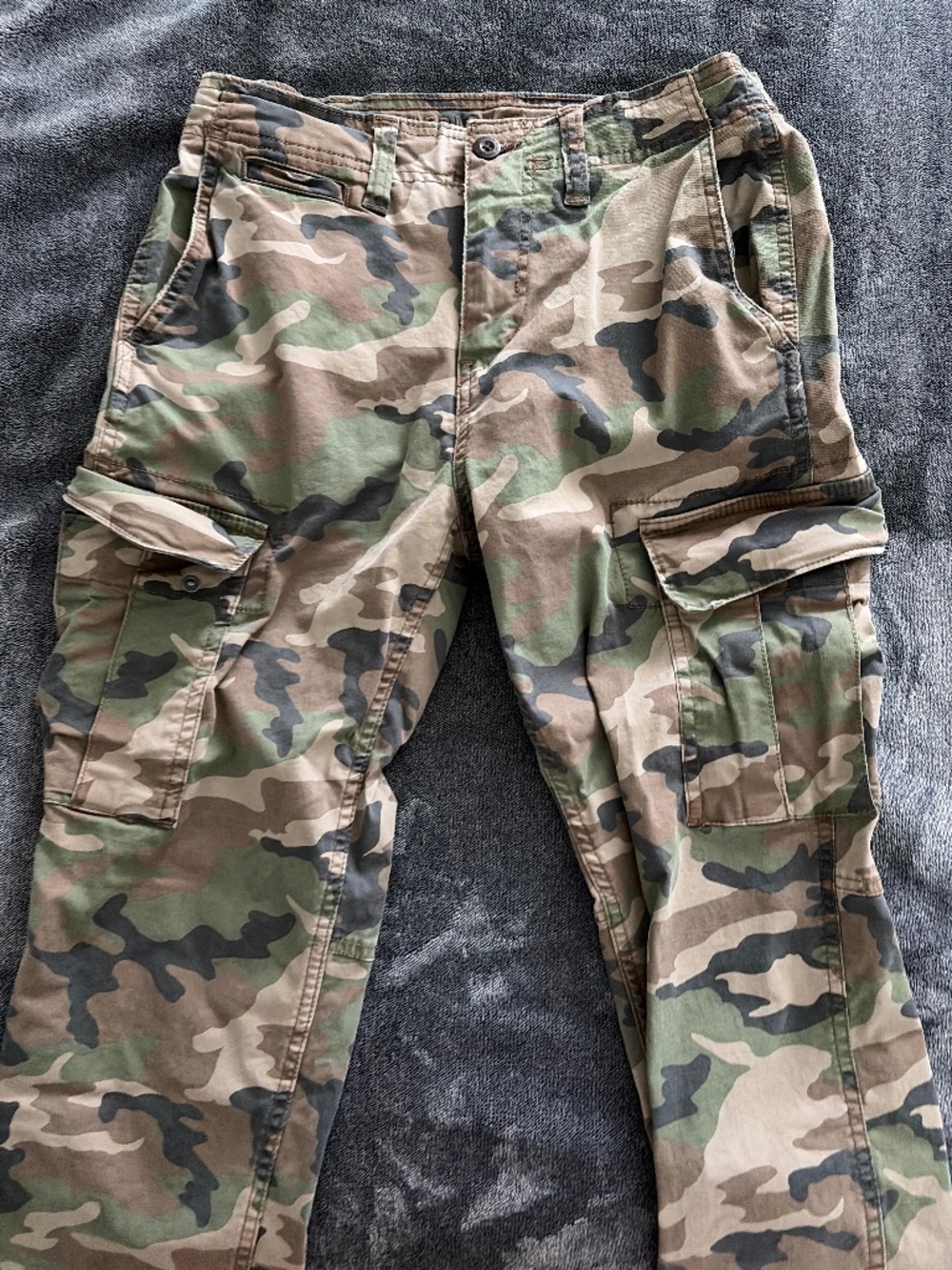 American Eagle men’s camo pants 29x32